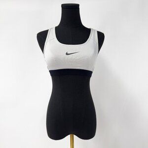 BLACK AND WHITE NIKE SPORTS BRA SIZE SMALL